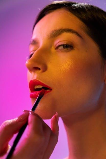 Techniques‍ for⁣ Applying​ Lip Liner with Precision
